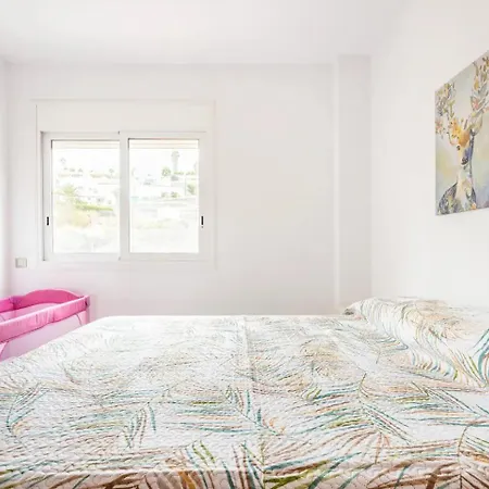 *** Spectacular *** *** Parking *** Sundeck ***