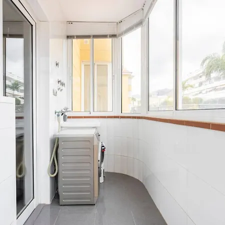 Apartment *** Spectacular *** *** Parking *** Sundeck *** *