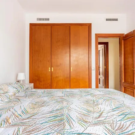 Apartment *** Spectacular *** *** Parking *** Sundeck *** *